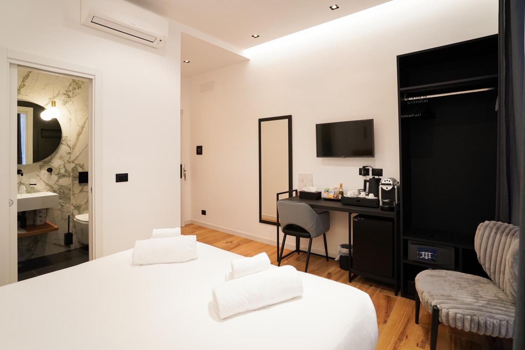 No Man'S Land Guesthouse Рим Екстер'єр фото